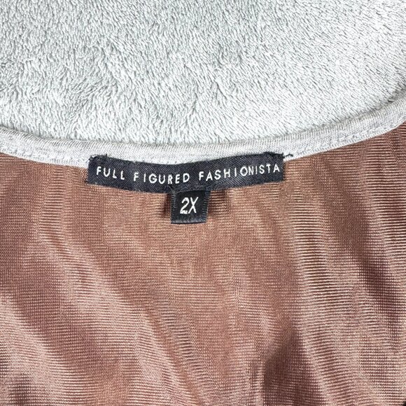 Fashionista Plus Size 2X Gray Sequin Shoulder Top Women’s Short Sleeve Rayon - Picture 2 of 8